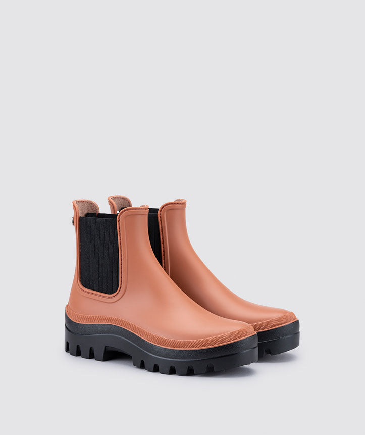 Soul Water Boots - Black Teja