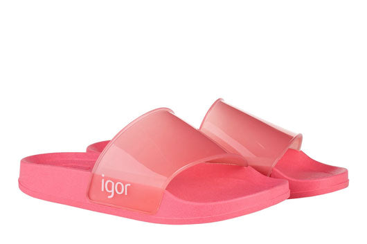 Igor new collection #summer #igor #jellysandals #jordan #Amman  #tajmalllifestyle #kids #matching #motheranddaughter #cordonesjordan…